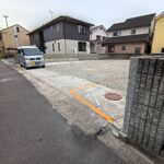 松山市立花5丁目 月極駐車場